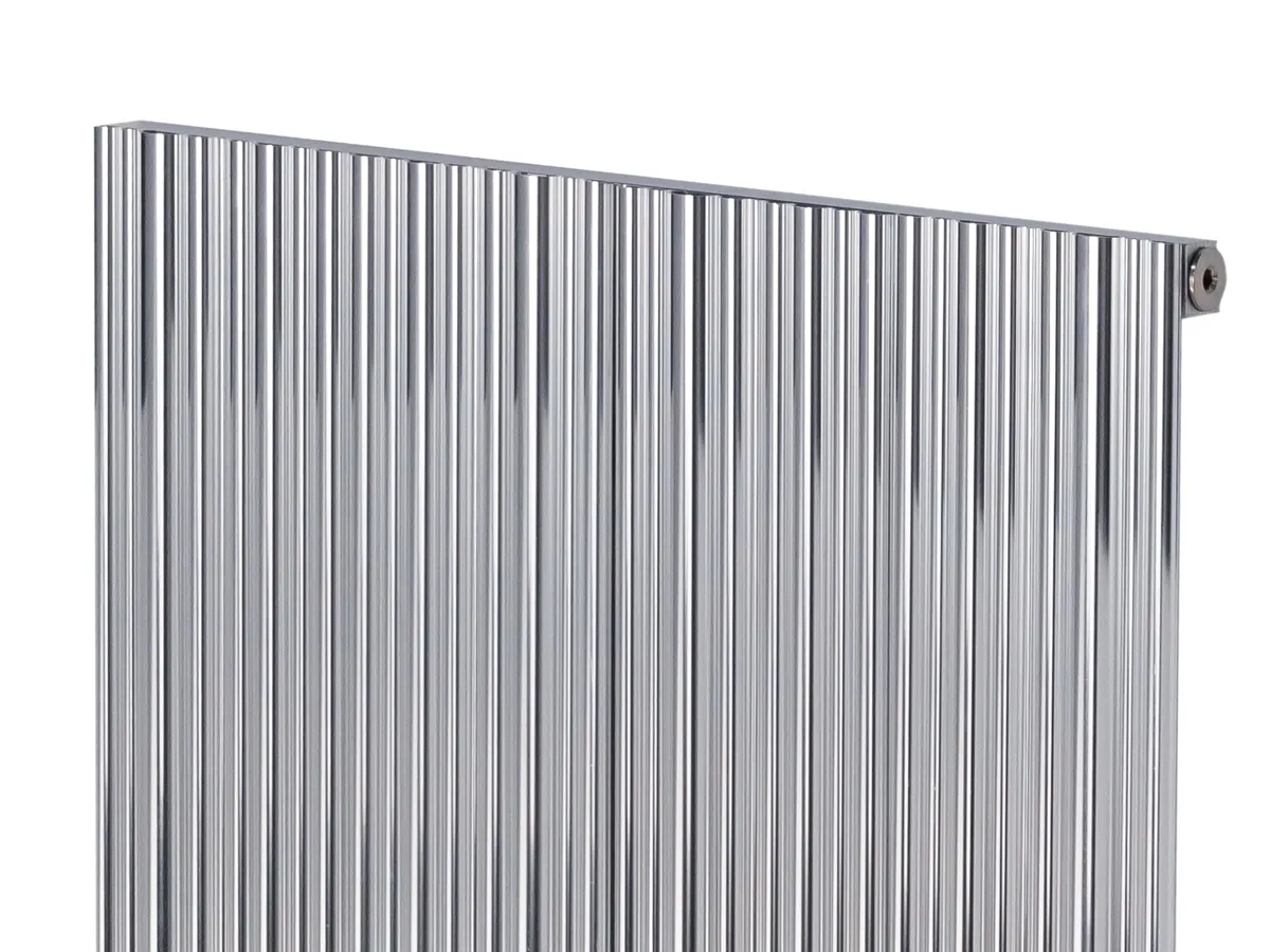 Дизайнерский радиатор LOJIMAX, коллекция BAMBOO Высота 400 мм. Ширина 239 мм. CHROME ANODISING