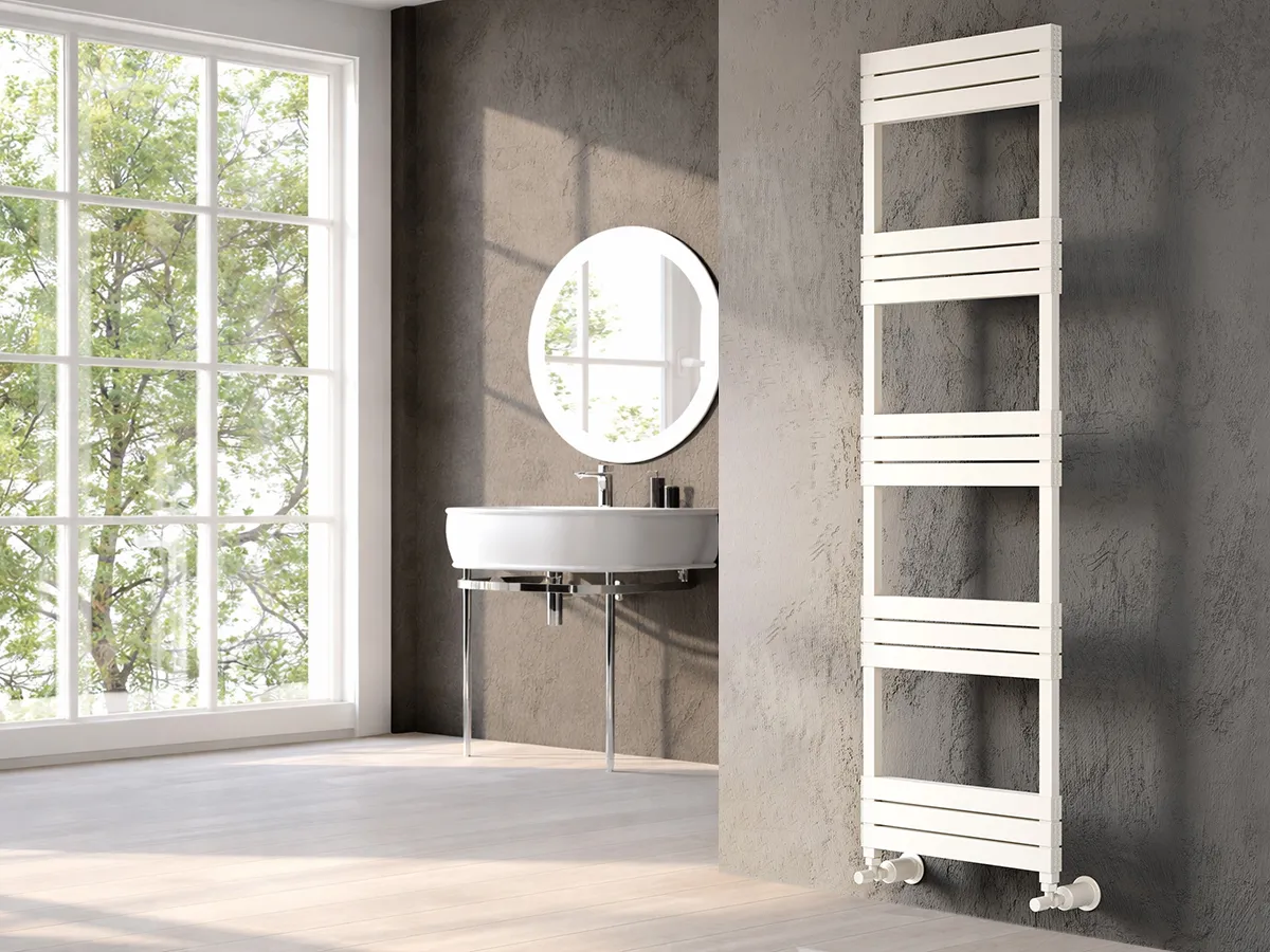 Дизайнерский полотенцесушитель LOJIMAX коллекция ELEGANT 1400x500 мм, Белый