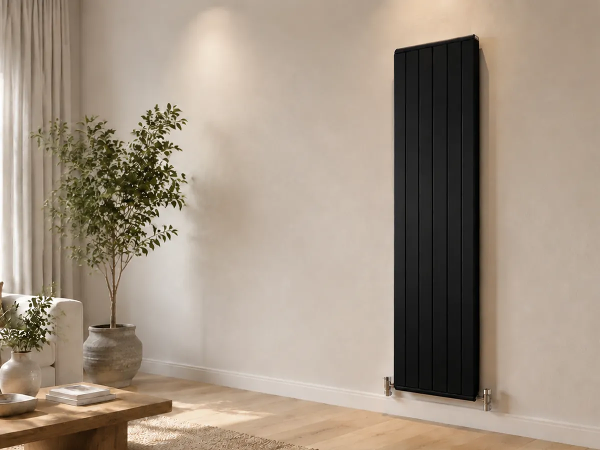 Дизайнерский радиатор CARISA коллекция BUTTERFLY 1800x236 мм, Чёрный