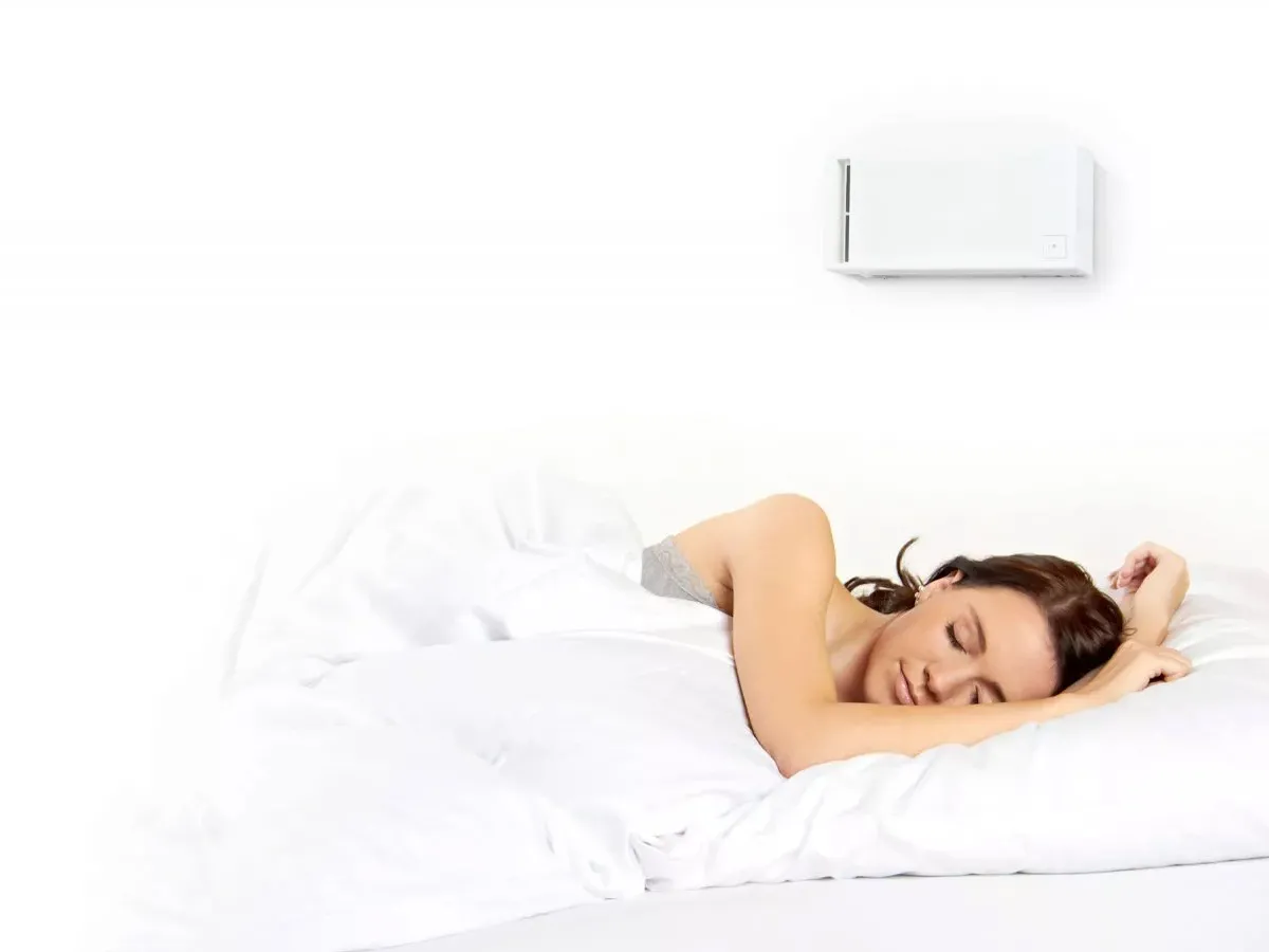 Recuperator de aer cu sistem de ventilație de alimentare și evacuare Mitsubishi Electric LOSSNAY VL-50SR2-E (debit de aer 51 m3/h)